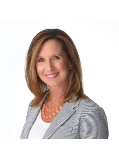 Lisa Burns - RE/MAX Universal