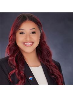 Jazmine Marquez - RE/MAX Professionals