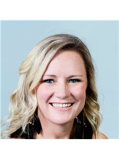 Lauren Brekken - RE/MAX Professionals