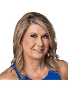 Broker/Owner - Robbie Nelson - RE/MAX Crossroads Realty