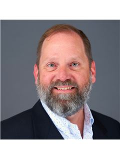 Stephen Krueger - RE/MAX Grand