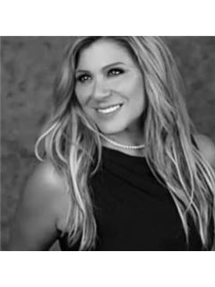 Josie Cervantes - RE/MAX Partners