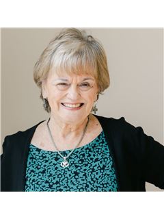 Donna L. Hamilton - RE/MAX Signature