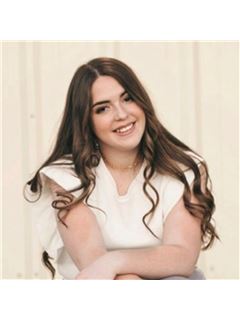 Abbie Burt - RE/MAX ONE
