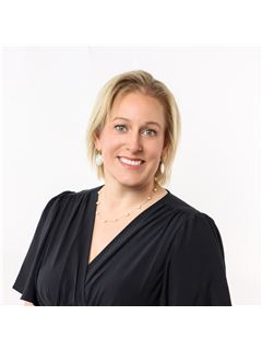 Kylee Borden - RE/MAX ONE