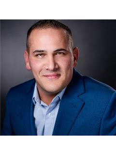 Vincent Discon - RE/MAX Universal