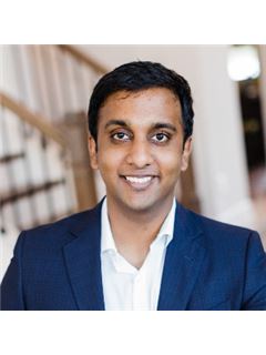 Vivek Gullapalli - RE/MAX Signature