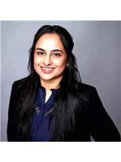 Husna Khan - RE/MAX Legends
