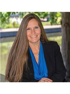 Mary Tarling - RE/MAX Professionals Select