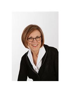 Mary C. McFarland - RE/MAX Legends