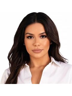 Sandy Munoz - RE/MAX 10