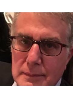 Robert Hickman - RE/MAX Plaza