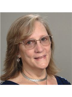 Greta J. McKenna - RE/MAX 10