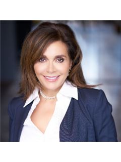 Muntie Leschewski - RE/MAX Legends