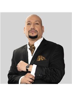 Raymond Rogoz - RE/MAX 10