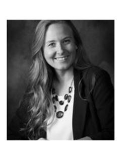 Lauren Calero - RE/MAX of Naperville