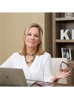 Terri Buseman - RE/MAX Premier