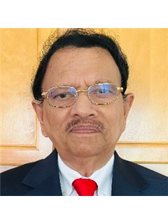 Joe Myalil - RE/MAX Suburban