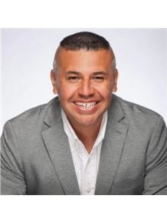 Zeferino Martinez - RE/MAX 10