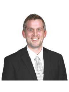 Jason Bauer - RE/MAX Suburban