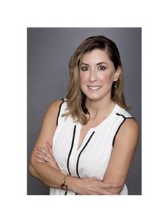 Yvett Villalon-Hernandez - RE/MAX 10
