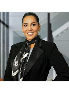 Kassandra Yousef - RE/MAX 10