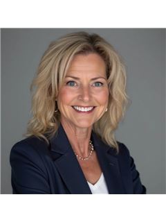 Associate - Karen F. Irace - RE/MAX 10