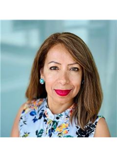 Jenny Lima - RE/MAX 10