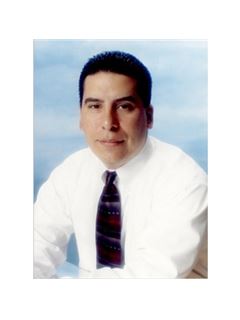 Israel Fuentes - RE/MAX 10