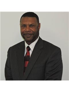 Willie Simpson - RE/MAX Plaza