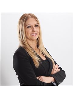 Sylvana Menolascino - RE/MAX of Naperville