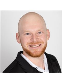 Mason Lawler - RE/MAX Plaza