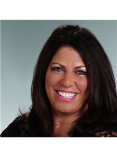 Sharon Kennedy - RE/MAX of Naperville