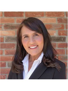 Jennifer Ferris - RE/MAX Mid-Michigan