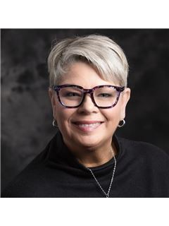 Christina Moon - RE/MAX EDGE