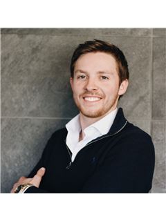 Elijah Looy - RE/MAX TOGETHER
