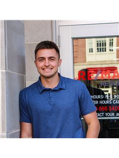 Lucas Williams - RE/MAX Results