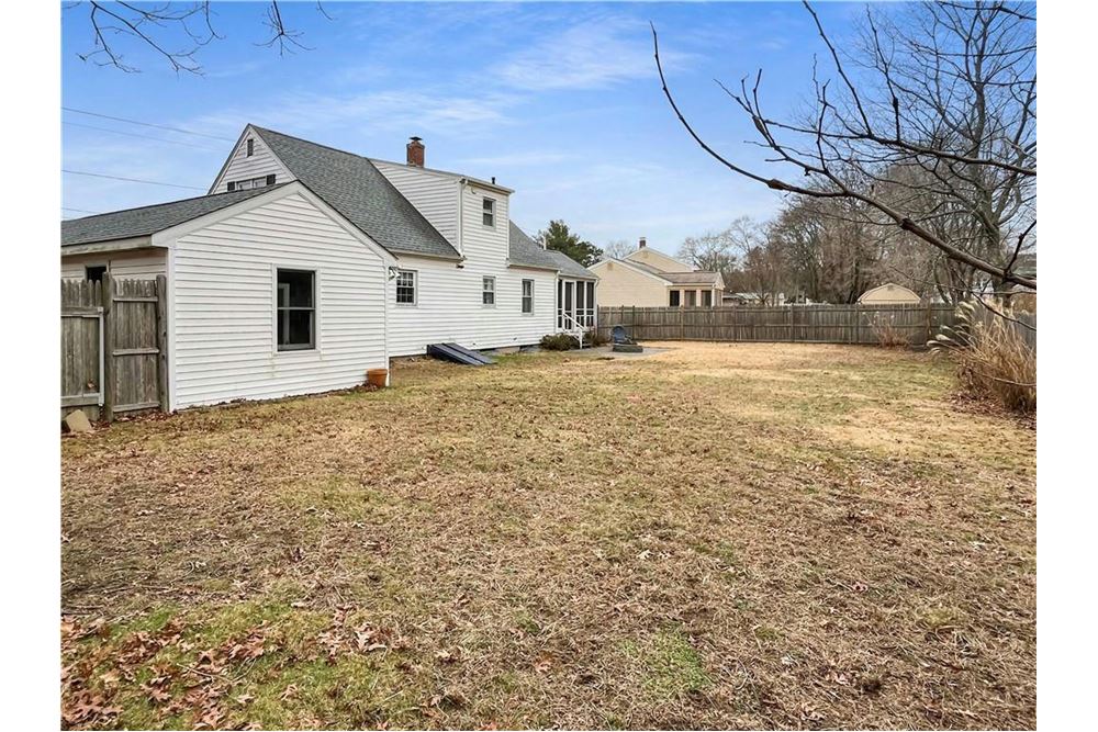 Residential - Single Family Home - East Greenwich, Rhode Island, United ...