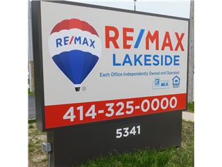 Office of RE/MAX Lakeside - Greenfield