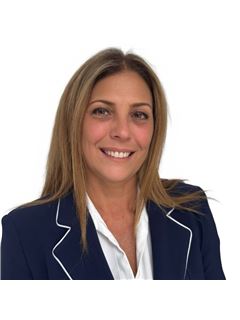 Laura Elnasser - RE/MAX House Values
