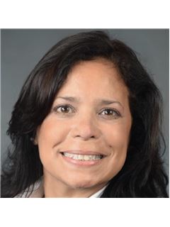 Karen Stout - RE/MAX Gateway