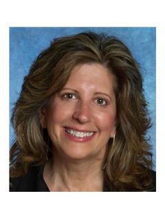 Corinne Low - RE/MAX Properties