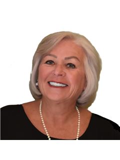 Eileen Bassi - RE/MAX Hometowne Realty