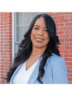 Jayce Lopez - RE/MAX New Millennium Group