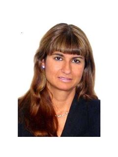 Sabrina Kober - RE/MAX Diamond, Realtors