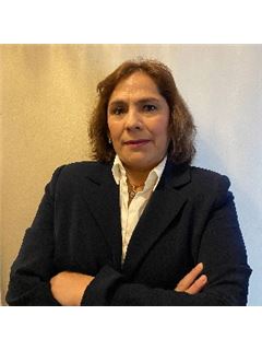 Doris Tahir - RE/MAX First Realty II