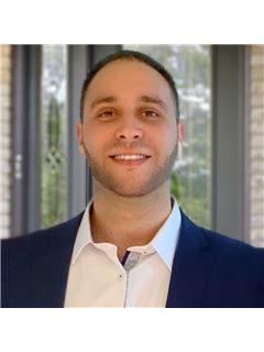 Evan Rubin - RE/MAX First Realty II
