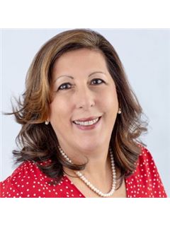 Broker/Owner - Christine Mary Parente - RE/MAX Trading Places