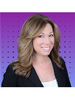 Heather Casey - RE/MAX Diamond, Realtors