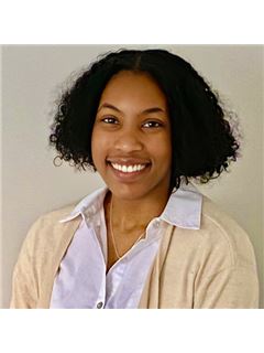 Janaya Downey - RE/MAX Select